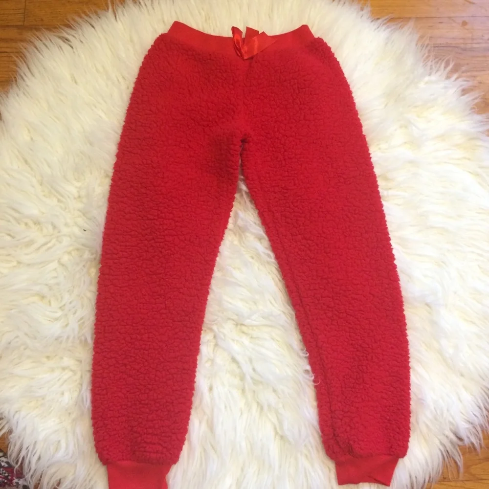 Kensie Girl Red Fleece Pajama Set Size Medium Holiday Christmas Santa Claus